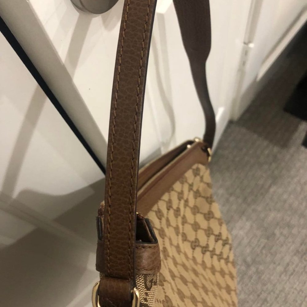 Gucci Bag - Picture 8 of 16